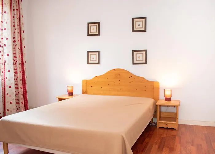 2 Pieces A Avec Terrasse, 6 Pers - Fr-1-504-140 * Vignec